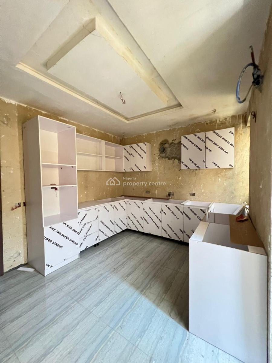 Newly Built 2 Bedroom Apartment in Ologolo Suitable for Investment, Ologolo, Lekki, Lagos, Flat / Apartment for Sale