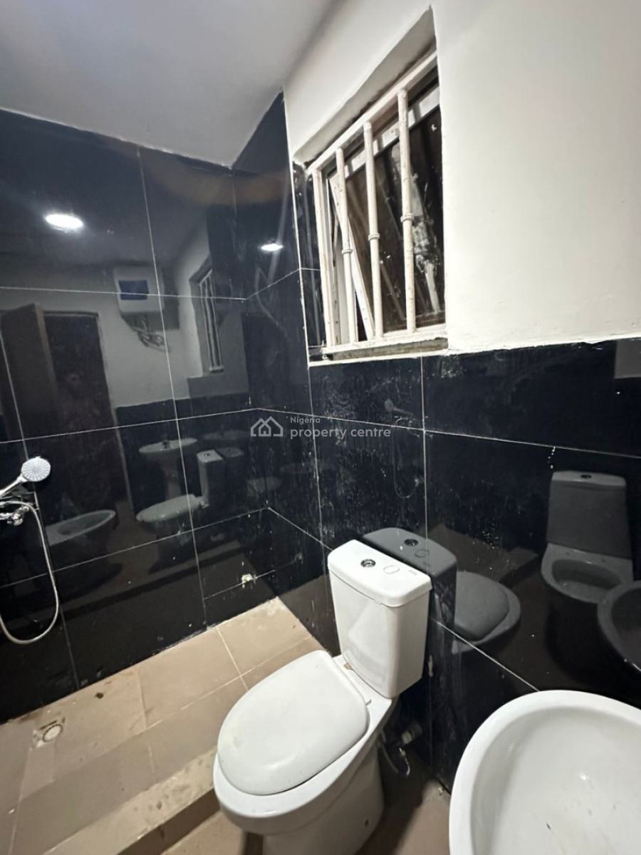 Self Serviced 2 Bedroom Apartment Prime Location, Lekki Phase 1, Lekki, Lagos, Flat / Apartment for Rent