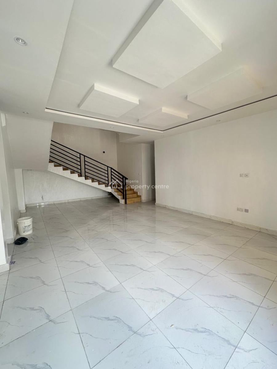 Uniquely-built Luxury 5 Bedroom Semi-detached Duplex with Bq, Orchid, Lekki, Lagos, Semi-detached Duplex for Sale