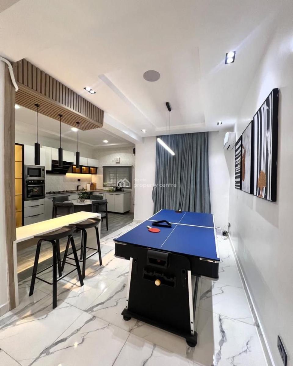 Luxury 3 Bedroom Apartment with Snooker Ps5 Bathtub, Wuye, Abuja, Flat / Apartment Short Let