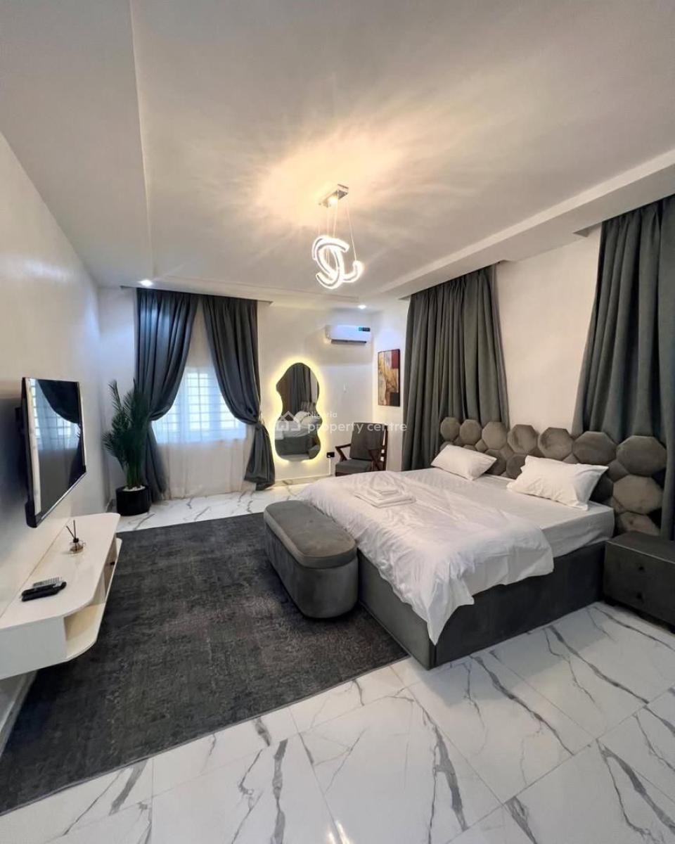 Luxury 3 Bedroom Apartment with Snooker Ps5 Bathtub, Wuye, Abuja, Flat / Apartment Short Let