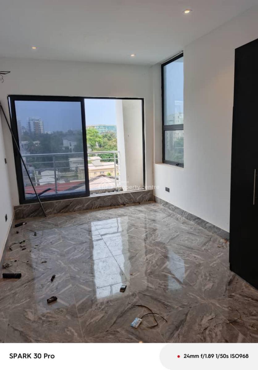 3bedroom Massonatte, Ikoyi, Lagos, House for Rent