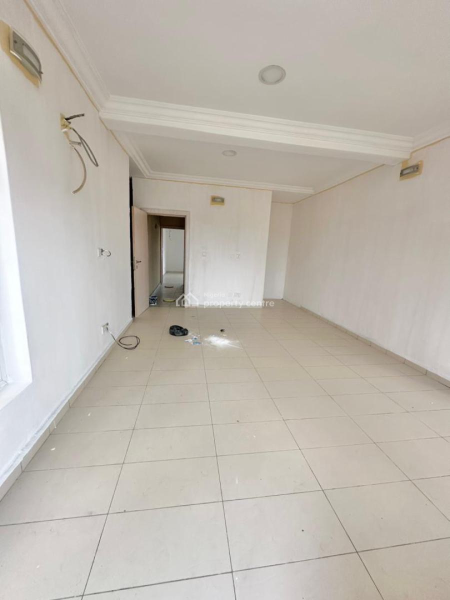 Masters Bedroom Available in a Shared Apartment, Osapa, Lekki, Lagos, Semi-detached Duplex for Rent