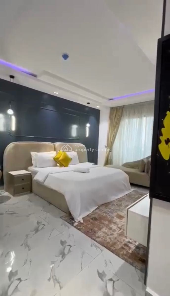 Fully Furnished 2 Bedroom Apartment, Lekki Phase 1, Lekki, Lagos, Flat / Apartment for Rent