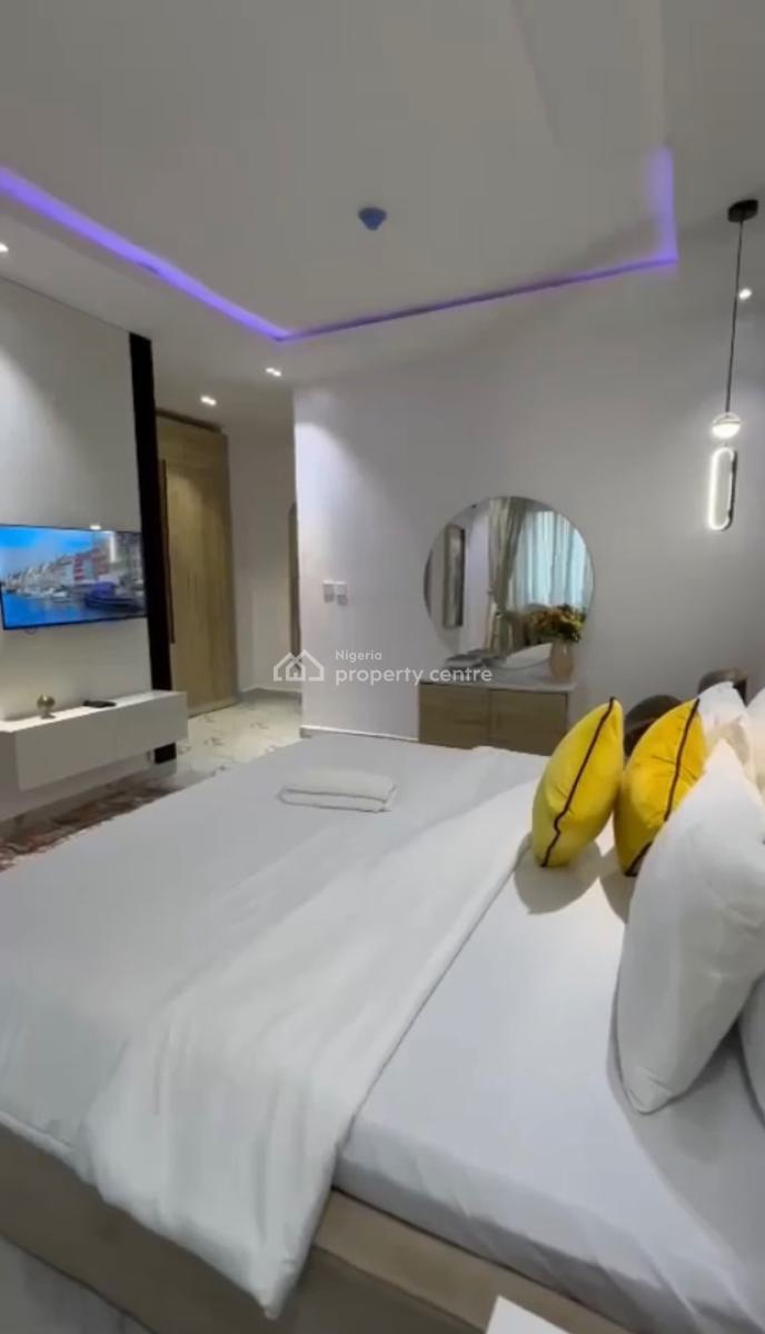 Fully Furnished 2 Bedroom Apartment, Lekki Phase 1, Lekki, Lagos, Flat / Apartment for Rent