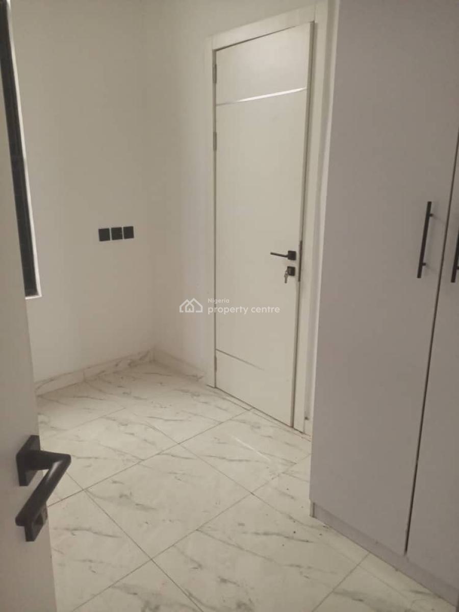 Luxury 4bedroom, Ikota, Lekki, Lagos, Semi-detached Duplex for Rent
