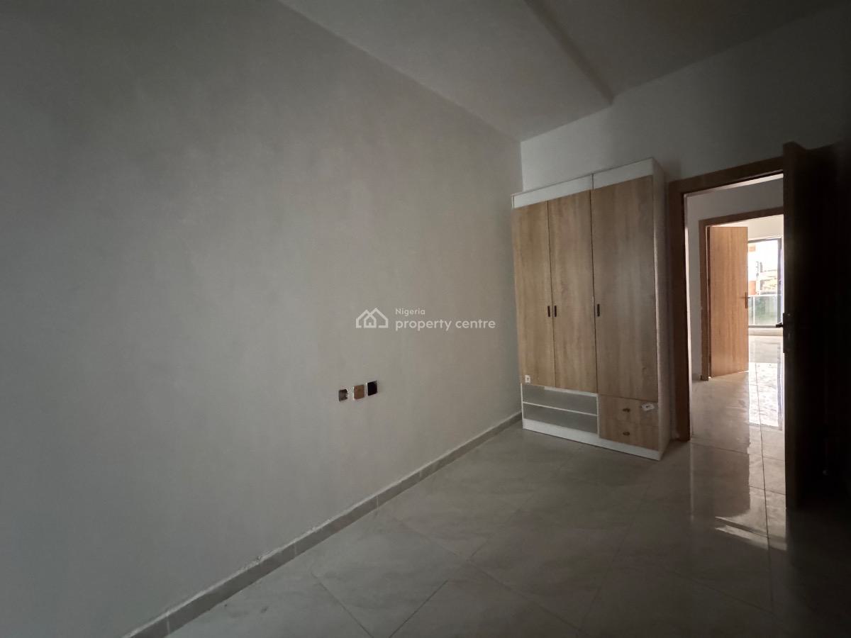4bedroom Terrace, Ikota, Lekki, Lagos, Terraced Duplex for Sale