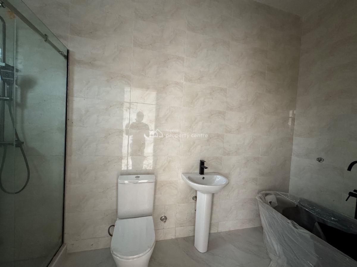 4bedroom Terrace, Ikota, Lekki, Lagos, Terraced Duplex for Sale