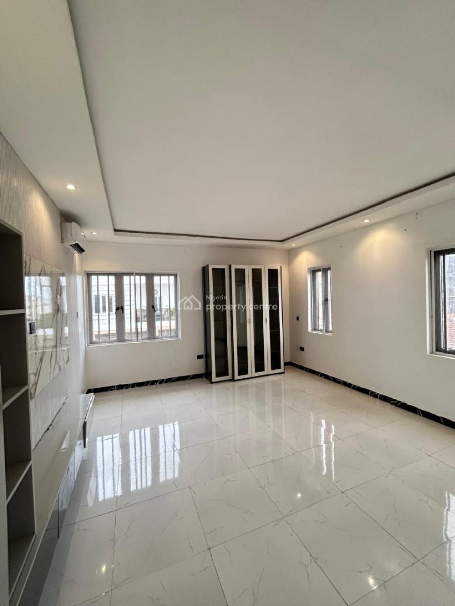 3 Bedroom Apartment with Bq, Lekki Phase 1, Lekki, Lagos, Flat / Apartment for Rent