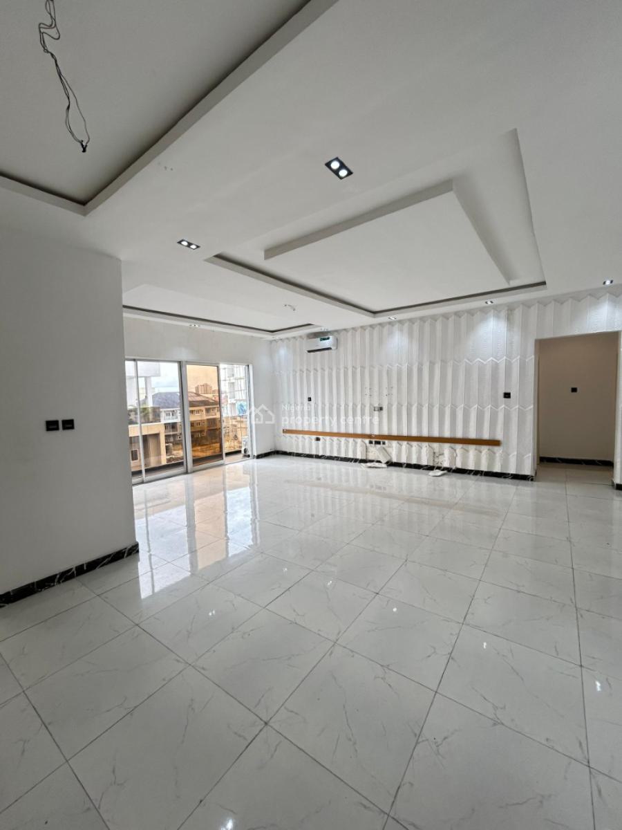 3 Bedroom Apartment with Bq, Lekki Phase 1, Lekki, Lagos, Flat / Apartment for Rent