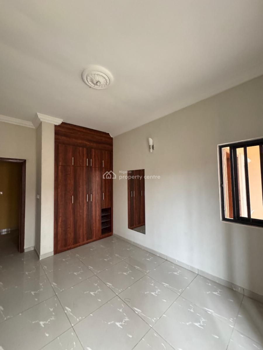 Brand New Listing   3bedroom Flat ( Ground Floor)  Freedom Way Lekki, Phase 1, Lekki, Lagos, Flat / Apartment for Rent