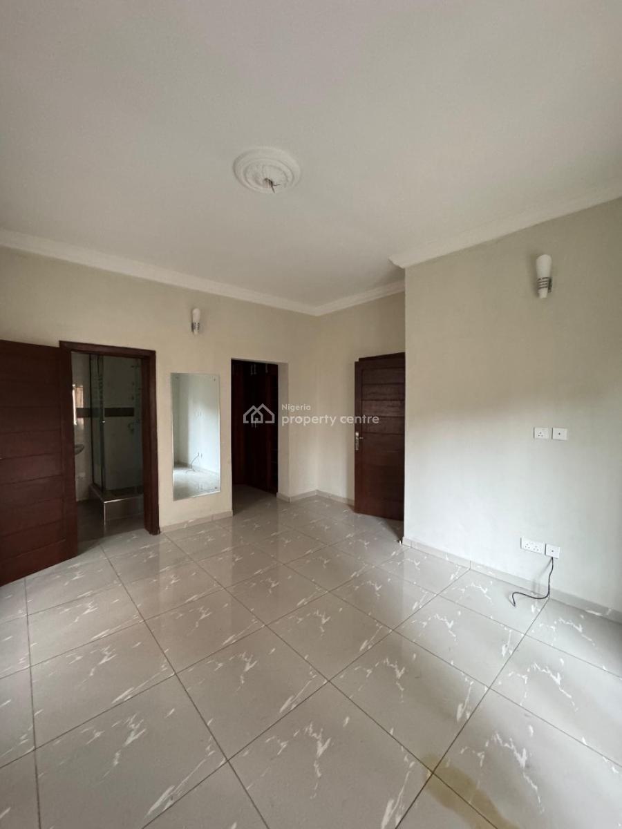 Brand New Listing   3bedroom Flat ( Ground Floor)  Freedom Way Lekki, Phase 1, Lekki, Lagos, Flat / Apartment for Rent