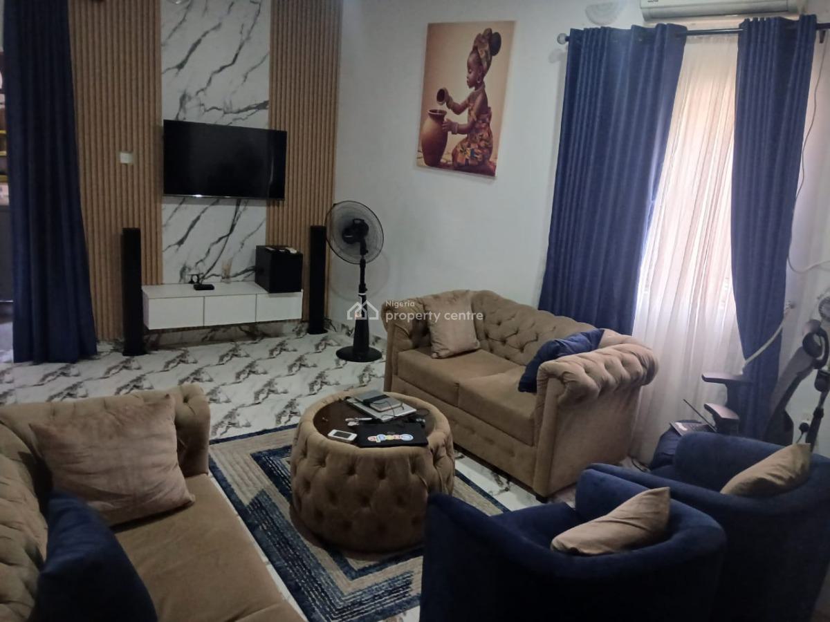 Cozy and Classic 2 Bedroom with Netflix, Wifi and 24/7 Light, Ikeja, Lagos, House Short Let