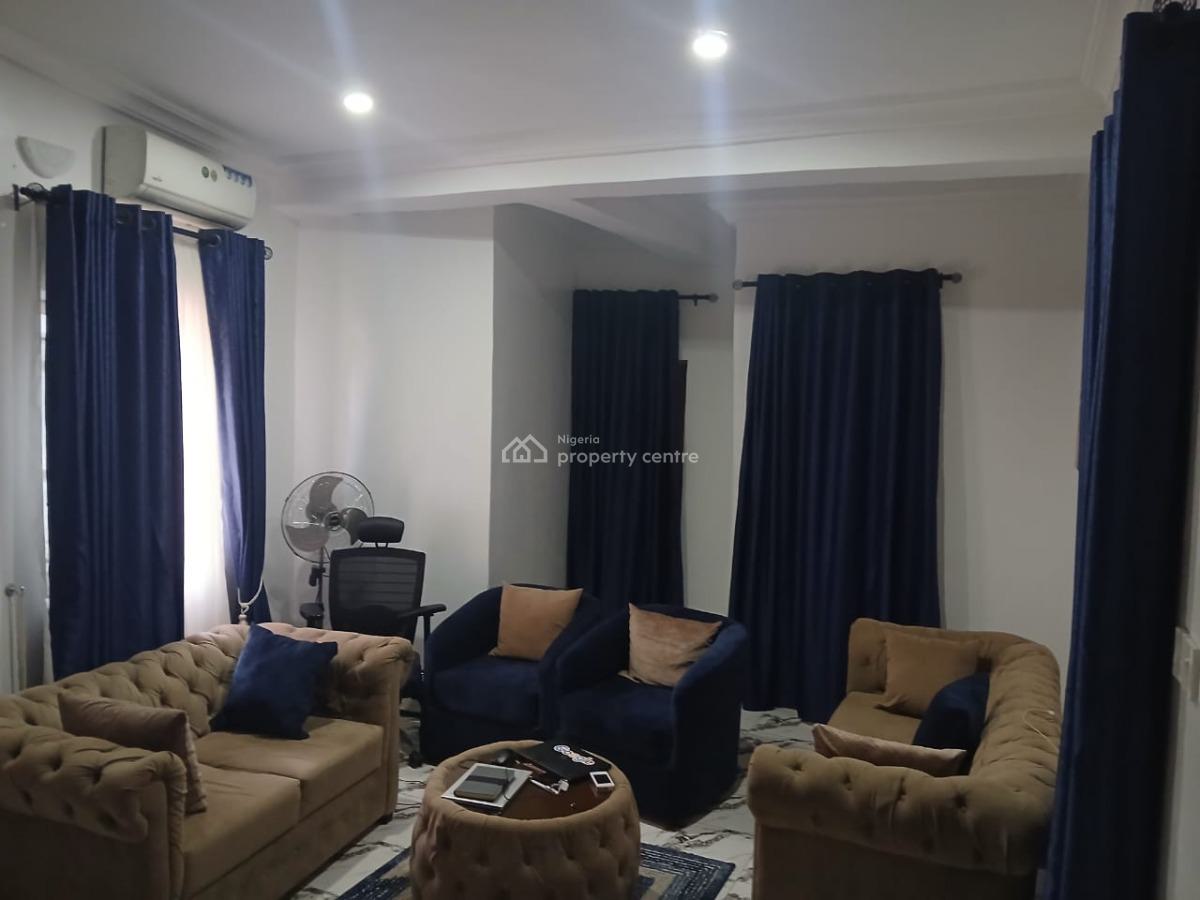 Cozy and Classic 2 Bedroom with Netflix, Wifi and 24/7 Light, Ikeja, Lagos, House Short Let