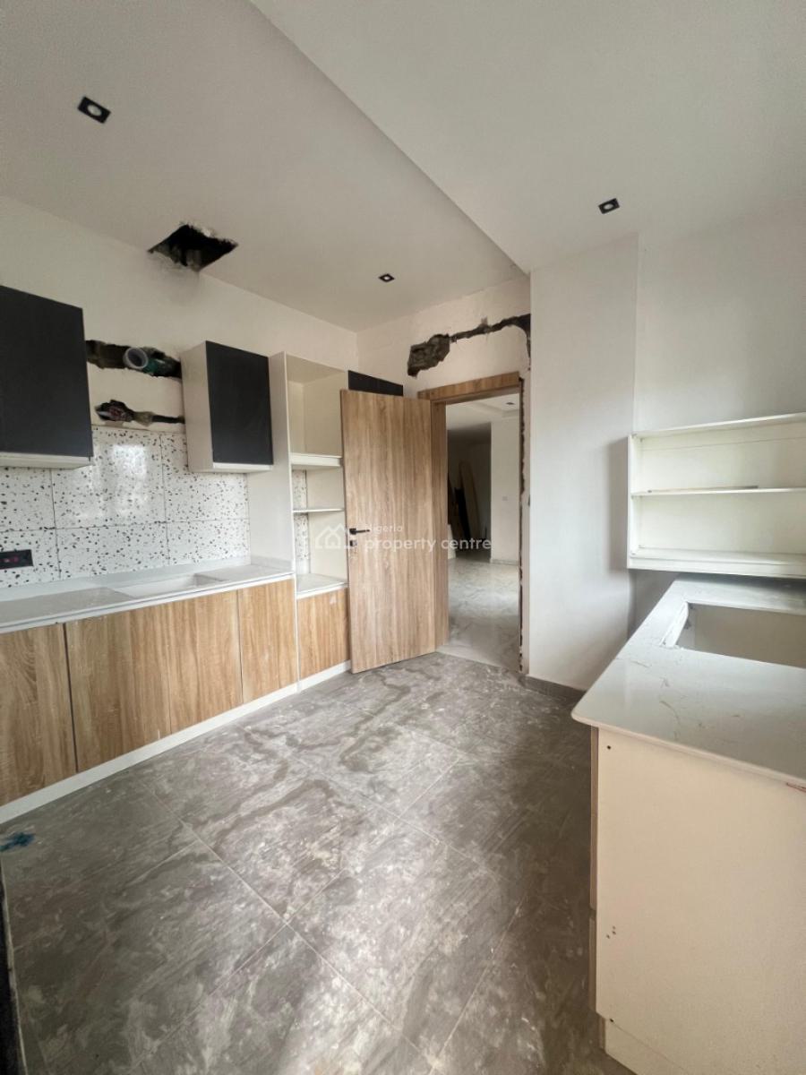 Spacious 2 Bedroom Flat with Elevator and Gym, Ikate, Ikate Elegushi, Lekki, Lagos, Flat / Apartment for Sale