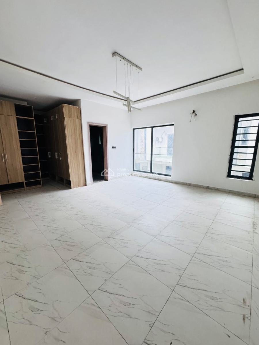 Spacious Master Bedroom in a Shared Apartment Now Available 3m, Orchid Road, Lekki, Lagos, Self Contain (single Rooms) for Rent