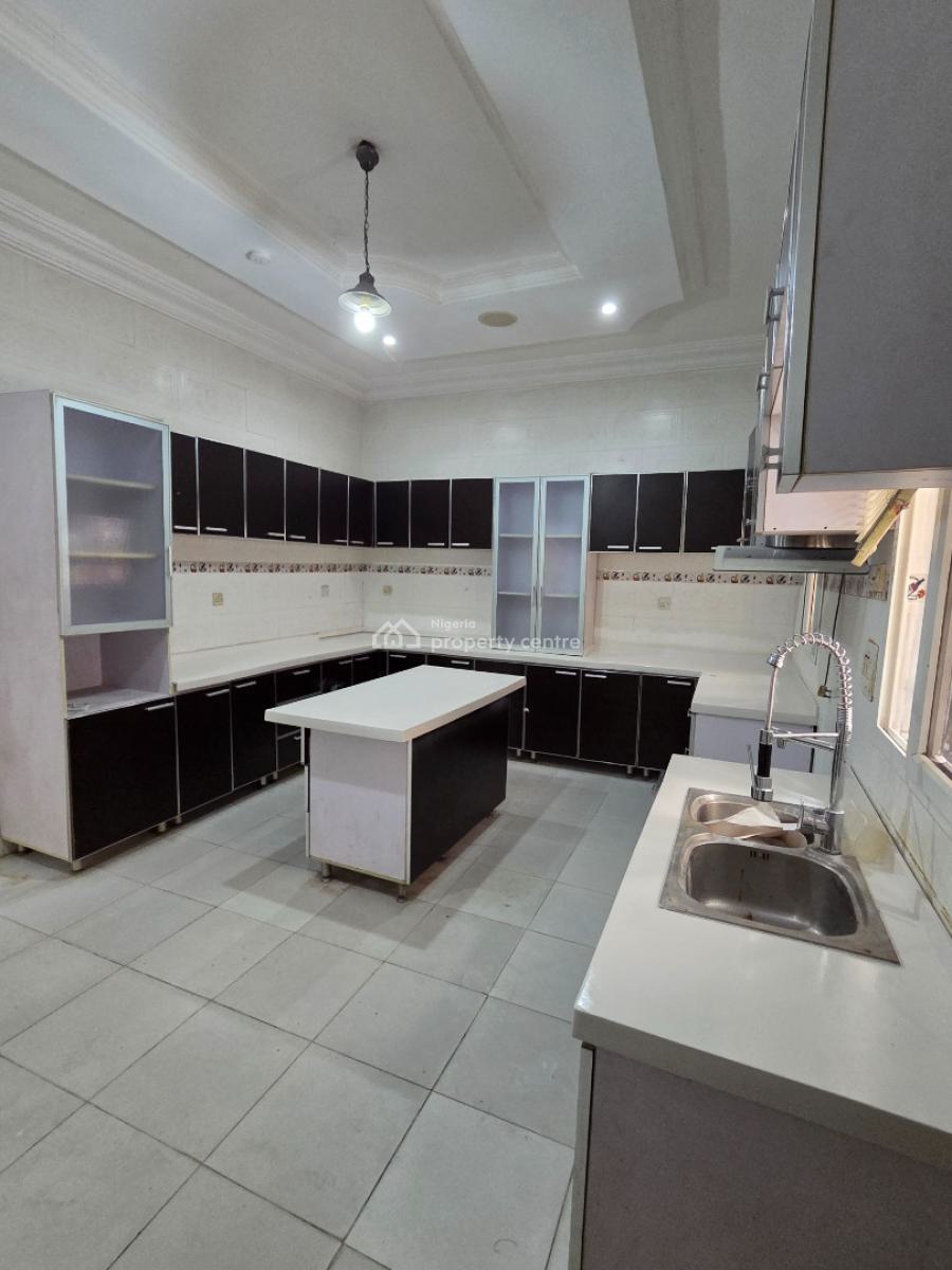a 5 Bedroom Fully Detached House with a Room Bq, Lekki Phase 1, Lekki, Lagos, Detached Duplex for Rent