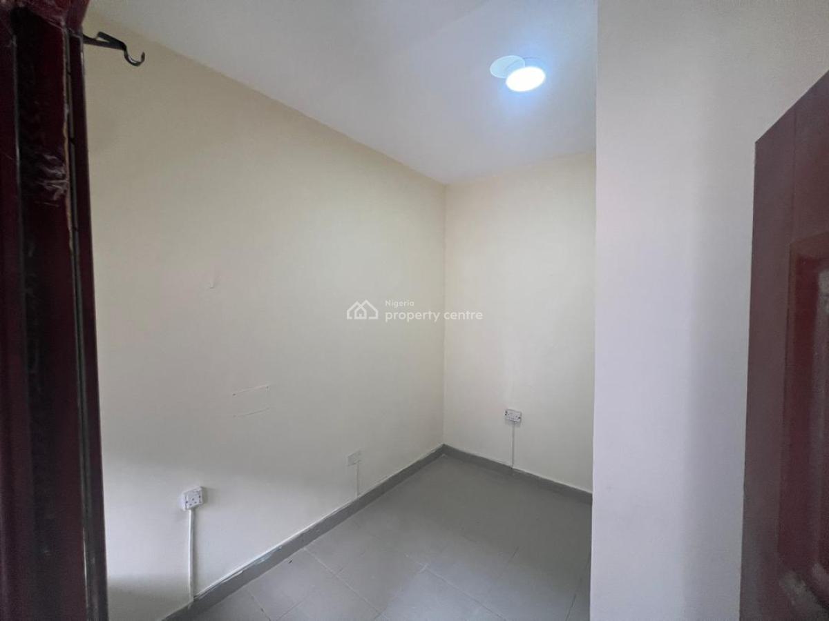 Spacious 3bedroom Flat with Bq, Atlantic View Estate New Road Alpha Beach, Lekki, Lagos, Flat / Apartment for Rent