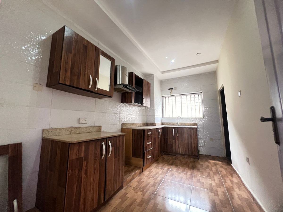 Spacious 3bedroom Flat with Bq, Atlantic View Estate New Road Alpha Beach, Lekki, Lagos, Flat / Apartment for Rent