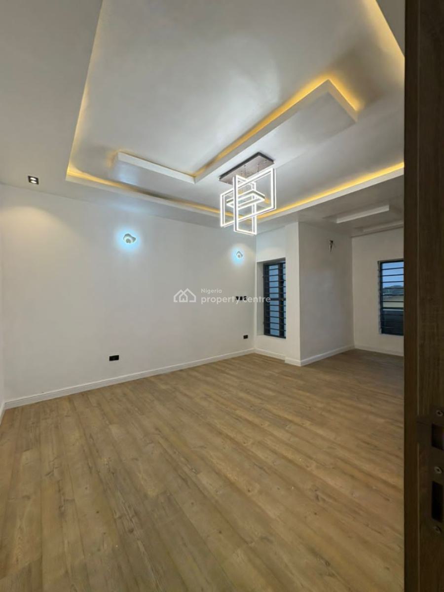 5bedroom Terrace with Bq  Location: Wuse Zone, Wuse Zone, Wuse, Abuja, Terraced Duplex for Sale
