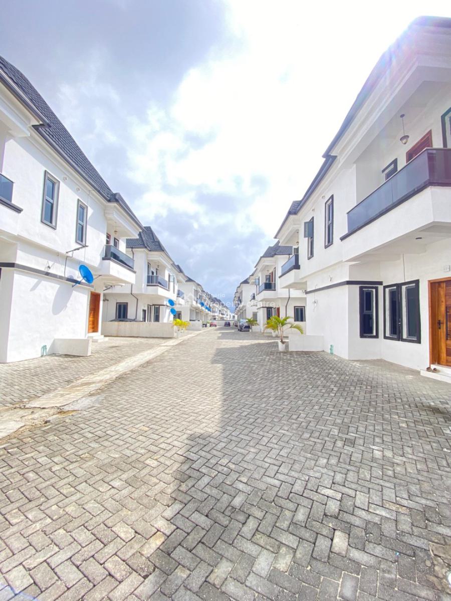 4 Bedroom Semi Detached Duplex with Bq, Extension, Vgc, Lekki, Lagos, Semi-detached Duplex for Sale