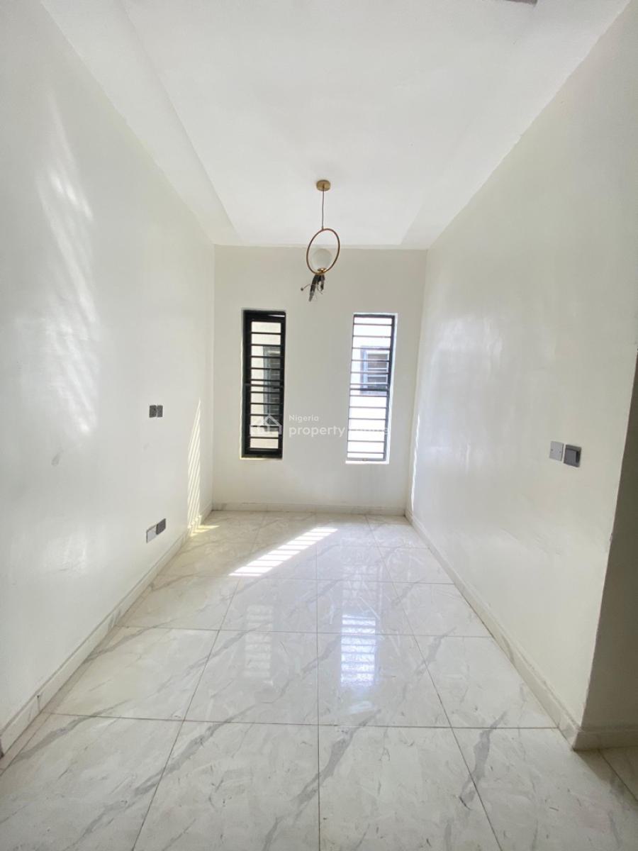 4 Bedroom Semi Detached Duplex with Bq, Extension, Vgc, Lekki, Lagos, Semi-detached Duplex for Sale