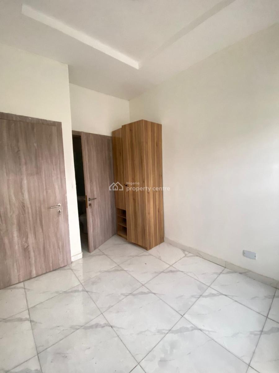 4 Bedroom Semi Detached Duplex with Bq, Extension, Vgc, Lekki, Lagos, Semi-detached Duplex for Sale