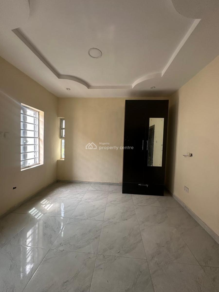 Very Spacious   4 Bedroom Semi Detached Duplex, 5 Iyke Deck Street Lekki Palm City Estate Ajah, Ajah, Lagos, Semi-detached Duplex for Sale
