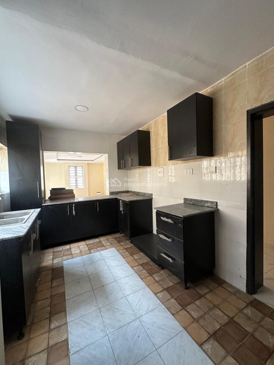 Very Spacious   4 Bedroom Semi Detached Duplex, 5 Iyke Deck Street Lekki Palm City Estate Ajah, Ajah, Lagos, Semi-detached Duplex for Sale