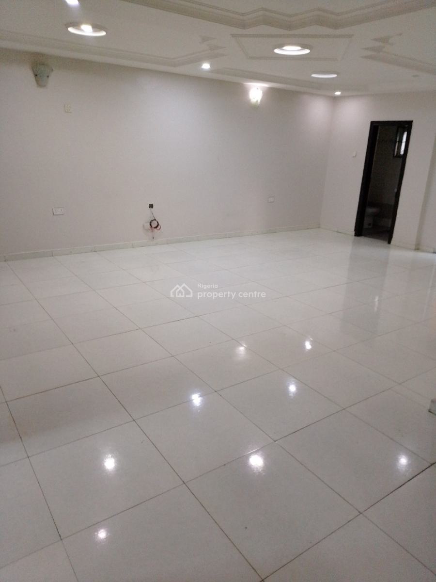Clean and Standard Service 3 Bedroom Flat Upstairs with a Room Bq, Off 4 Point Hotel, Victoria Island (vi), Lagos, Flat / Apartment for Rent