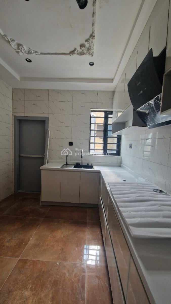 4 Bedroom Semi Detached Duplex, Association Street, Ashi Bodija, Ibadan, Ibadan, Oyo, Semi-detached Duplex for Sale
