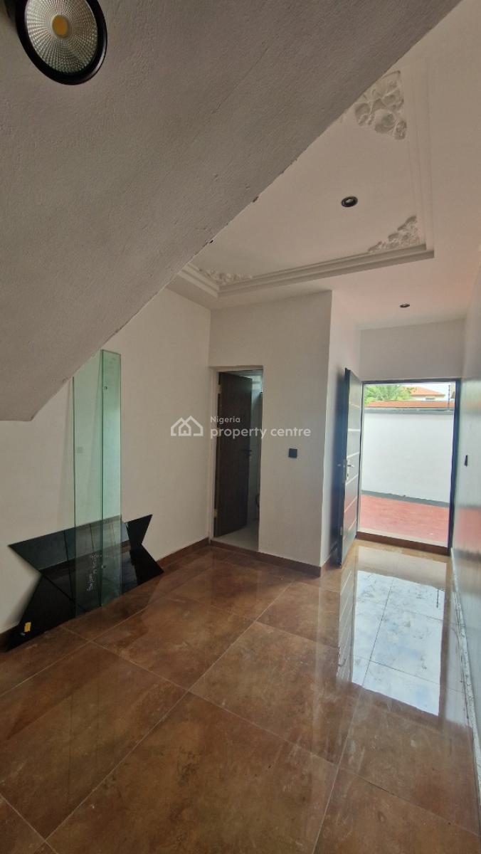 4 Bedroom Semi Detached Duplex, Association Street, Ashi Bodija, Ibadan, Ibadan, Oyo, Semi-detached Duplex for Sale