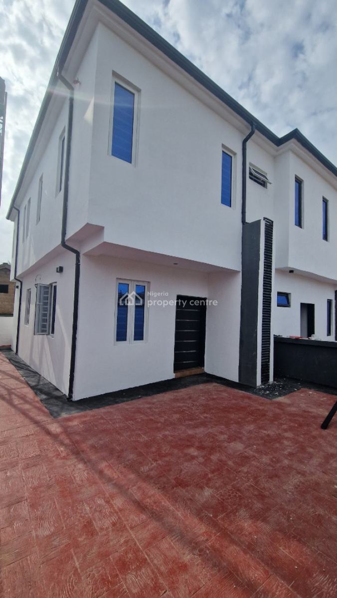 2 Bedroom Semi Detached Duplex, Association Street, Ashi Bodija, Ibadan, Oyo, Semi-detached Duplex for Sale