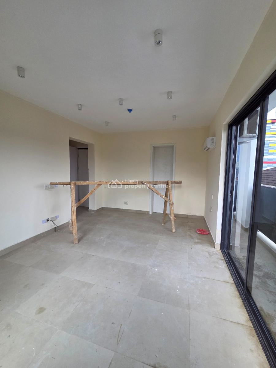 a Serviced 3 Bedroom  Apartment with a Room Bq, Lekki Phase 1, Lekki, Lagos, Flat / Apartment for Sale