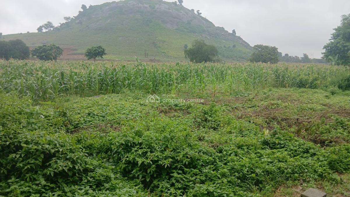 9.25hectares in Kukwaba District Is Now Available with C of O, Kukwaba, Abuja, Mixed-use Land for Sale