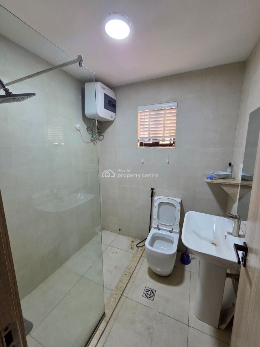 a Serviced 3 Bedroom Apartment with a Room Bq, Victoria Island (vi), Lagos, Flat / Apartment for Rent