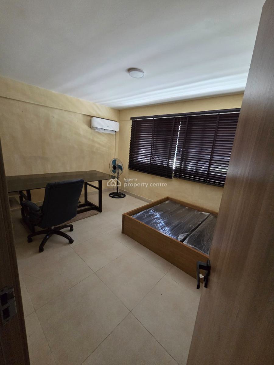 a Serviced 3 Bedroom Apartment with a Room Bq, Victoria Island (vi), Lagos, Flat / Apartment for Rent