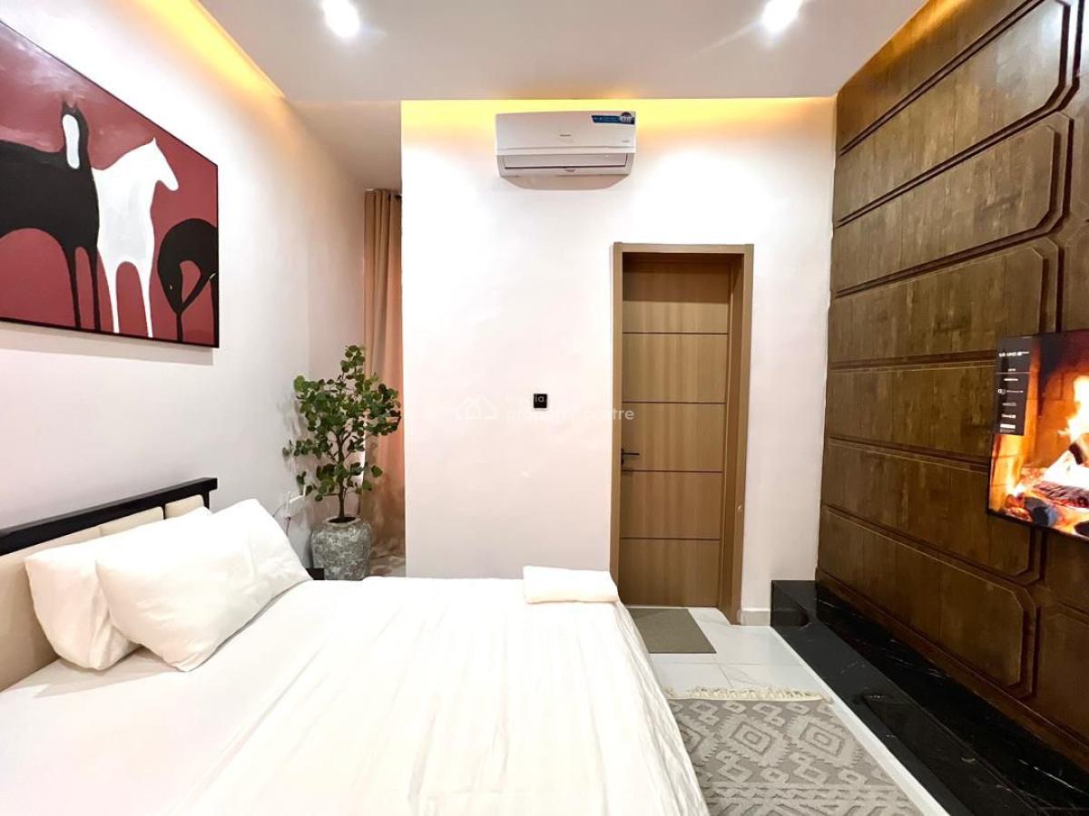 Luxury 2 Bedroom Apartment with Swimming Pool, Gym, Ps5 and Snooker, Freedom Way Lekki, Lekki Phase 1, Lekki, Lagos, Flat / Apartment Short Let
