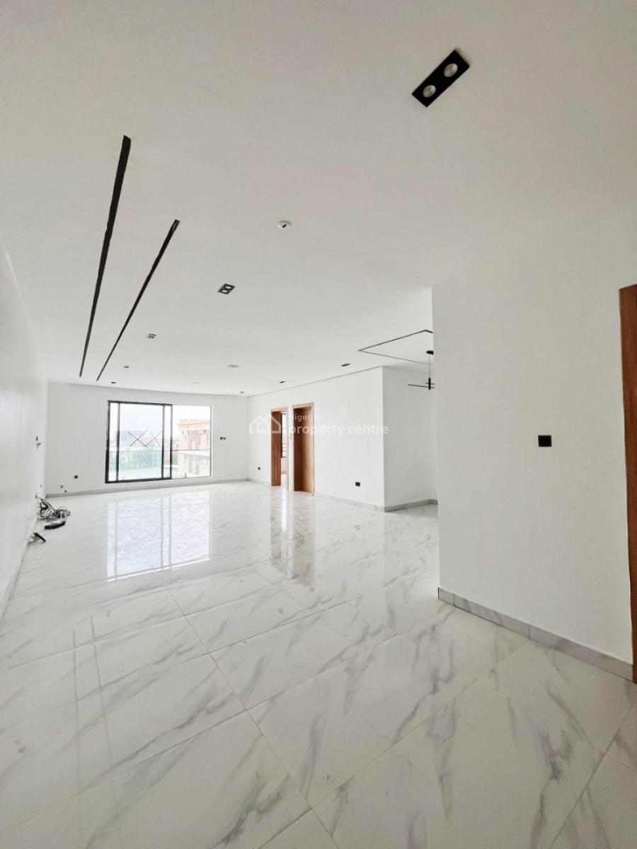 Top Notch 2 Bedroom Apartment with Bq, Pool, Elevator, Gym, Lekki Phase 1, Lekki, Lagos, Block of Flats for Sale