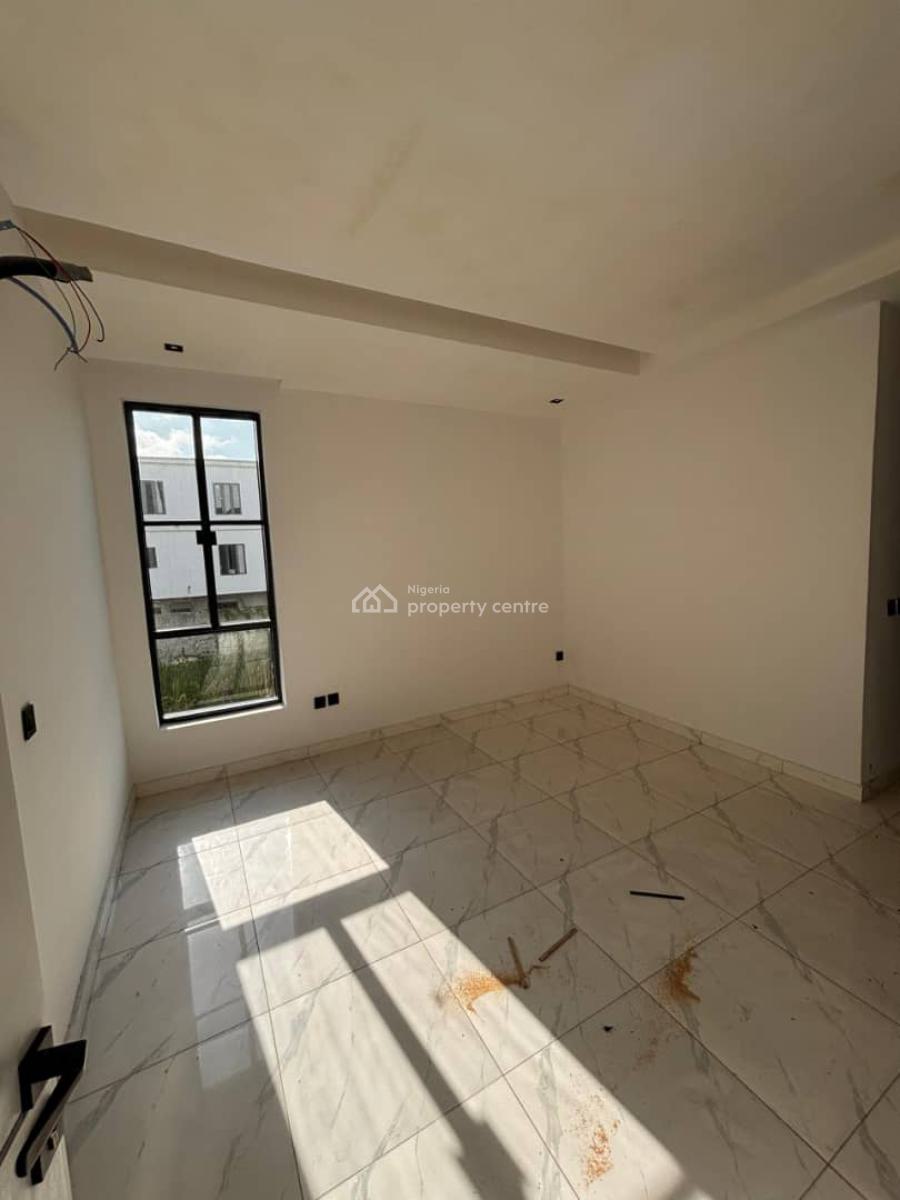 2 Bedroom Apartment with Elevator and Swimming Pool in an Estate, Ikate, Lekki, Lagos, Flat / Apartment for Rent