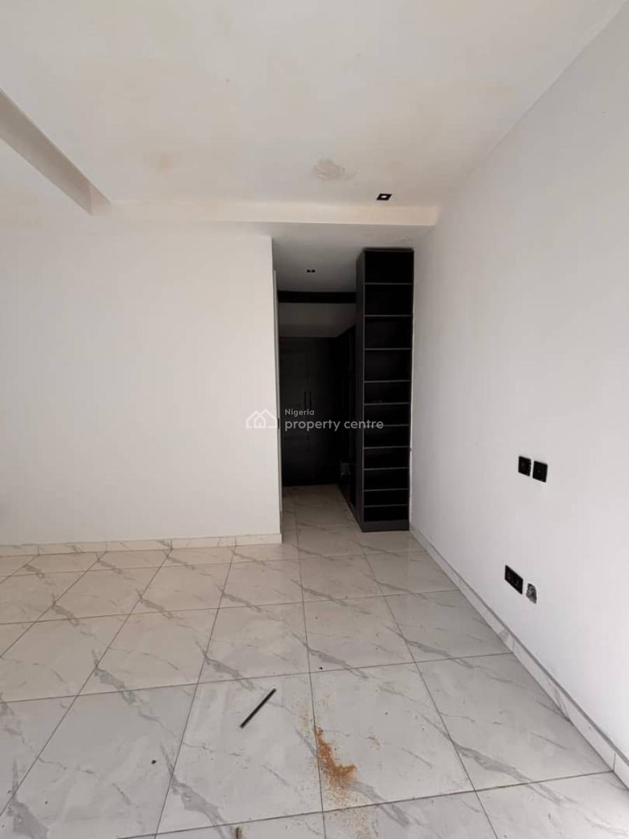 2 Bedroom Apartment with Elevator and Swimming Pool in an Estate, Ikate, Lekki, Lagos, Flat / Apartment for Rent
