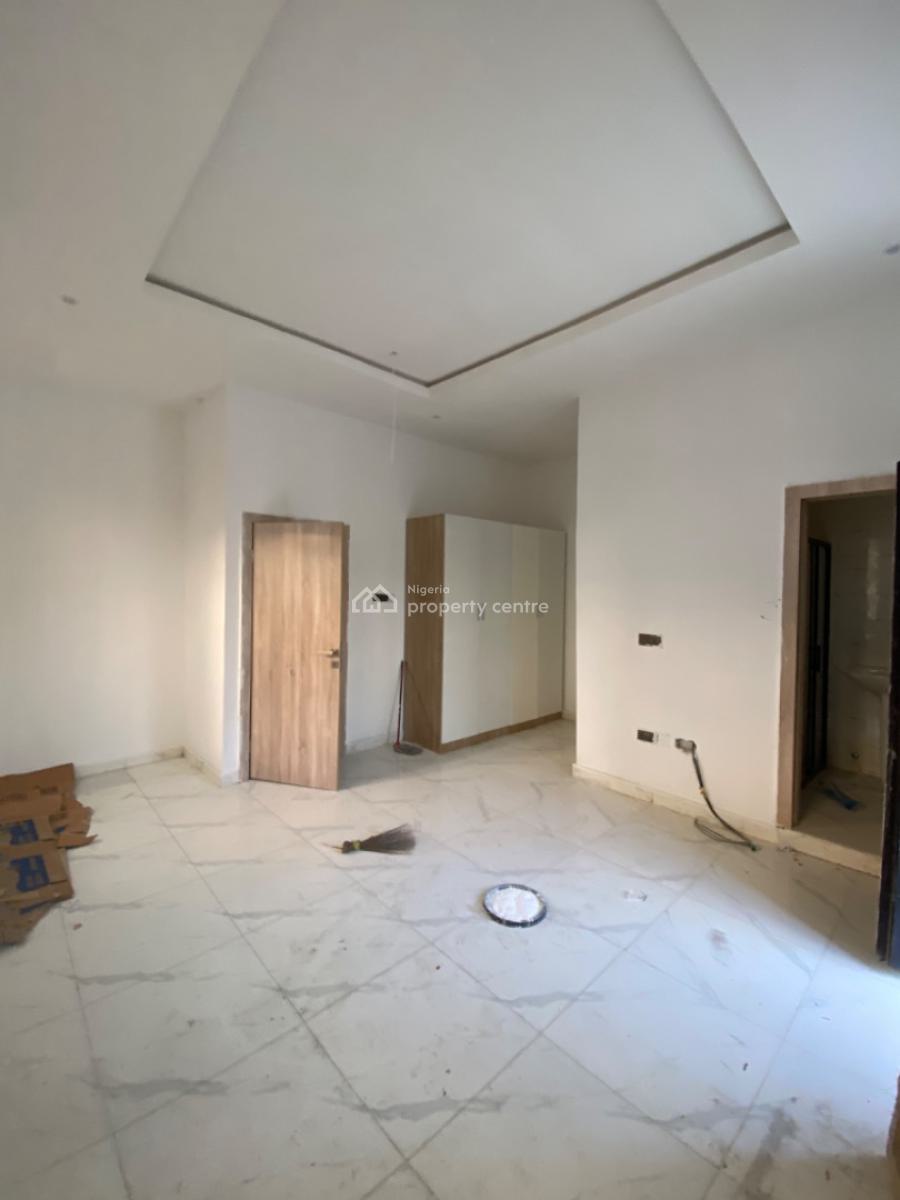 an Executive Three Bedroom Duplex, Crest View Estate Abraham Adesanya Ajah, Lekki, Lagos, Terraced Duplex for Rent