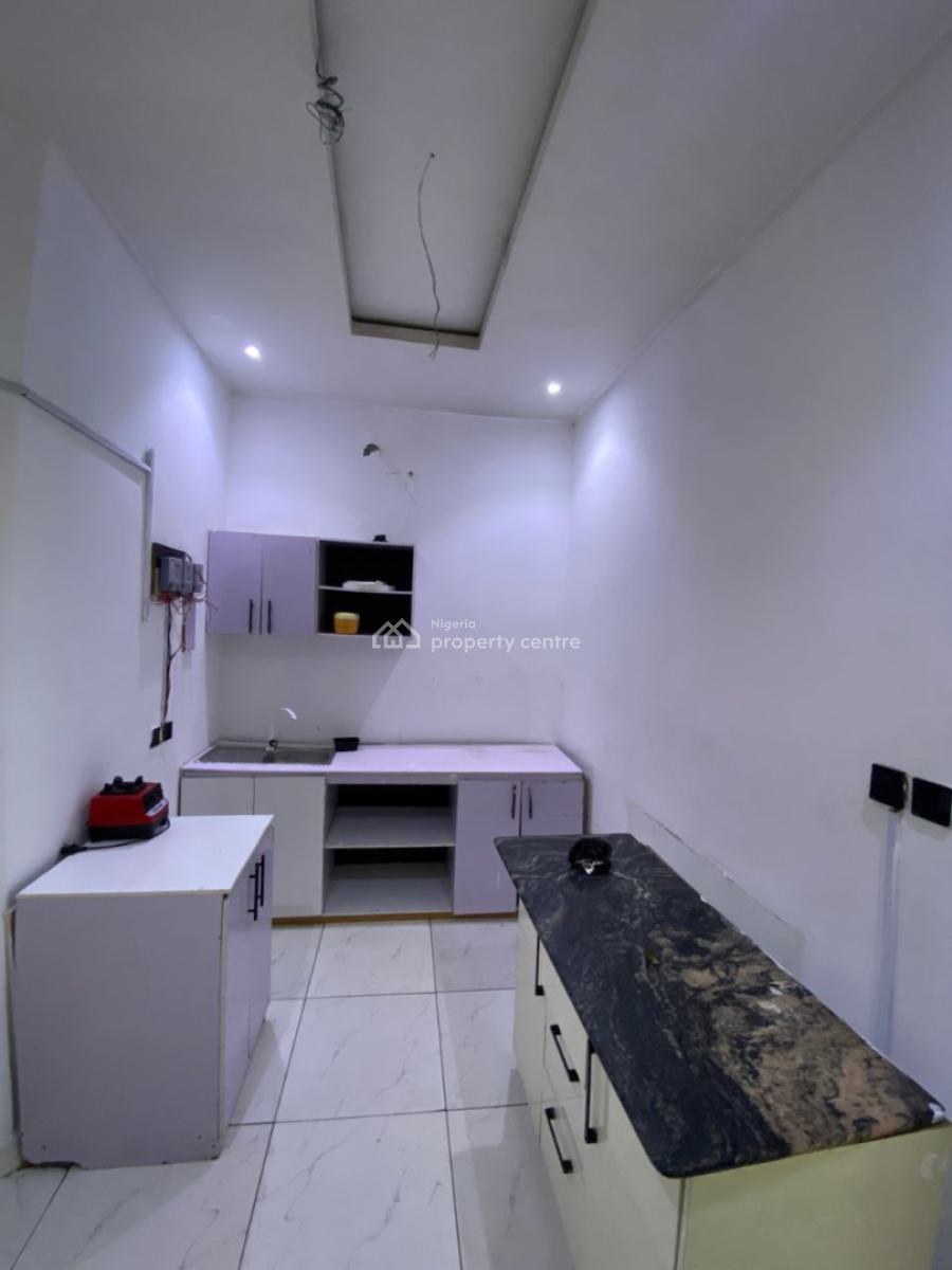 1 Bedroom (single Room), Orchid Road, Lekki, Lagos, Self Contain (single Rooms) for Rent