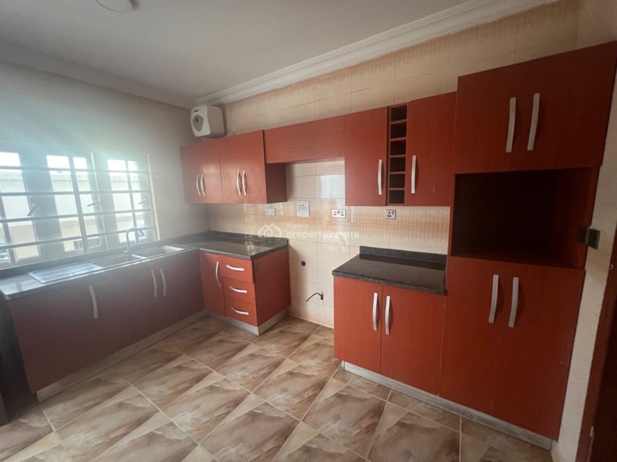 Standard 3 Bedroom Terrace Duplex with Bq, Ikate, Lekki, Lagos, Terraced Duplex for Rent