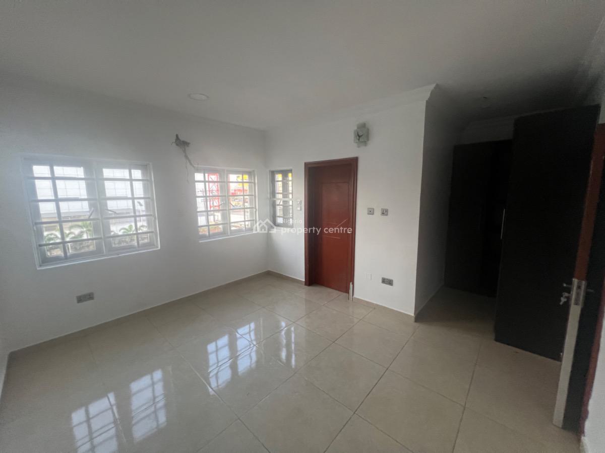 Standard 3 Bedroom Terrace Duplex with Bq, Ikate, Lekki, Lagos, Terraced Duplex for Rent