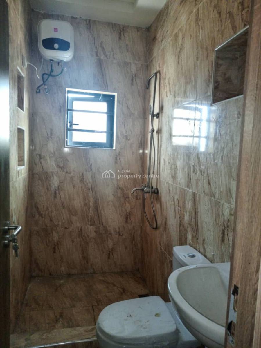 Sharp 2 Bedrooms Apartment, Ogombo Road Off Abraham Adesanya Off Mobil Road, Ajah, Lagos, Flat / Apartment for Rent
