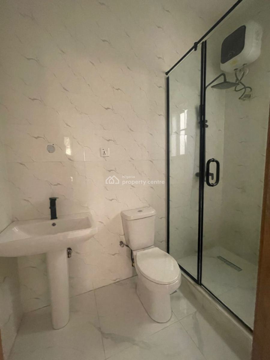 Spacious 5-bedroom Detached House, Admiralty Way, Lekki Phase 1, Lekki, Lagos, Office Space for Rent