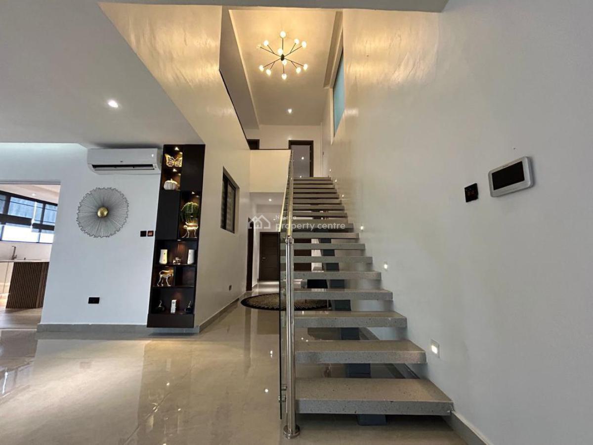 3 Bedroom Maisonette, Off Bisola Durosimi Etti, Lekki Phase 1, Lekki, Lagos, Flat / Apartment Short Let