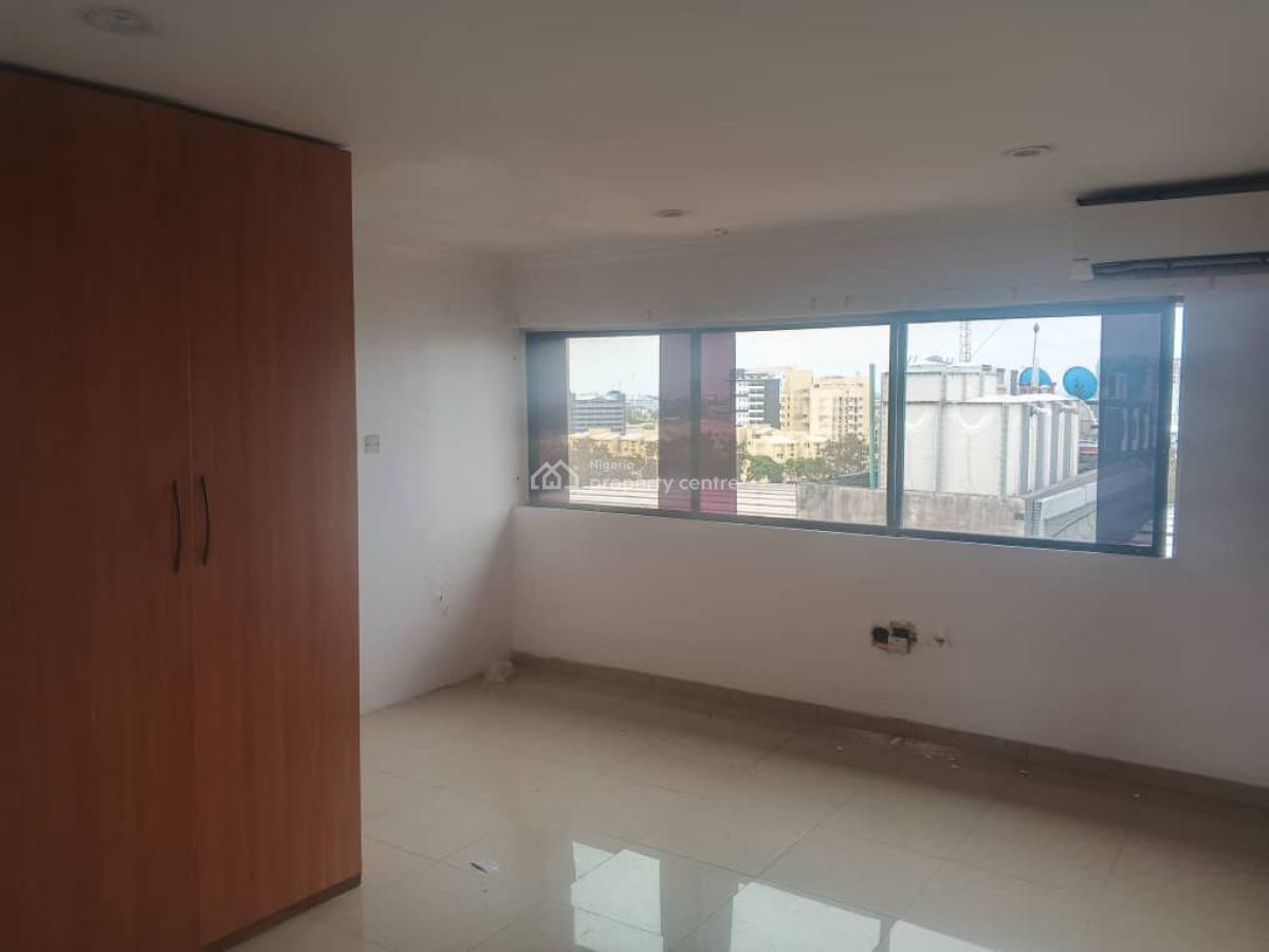 Tastefully Finished 3-bedroom Pent Floor Flat + Bq, Pool, 24/7 Power, Off Ajose Adeogun, Victoria Island (vi), Lagos, Flat / Apartment for Rent