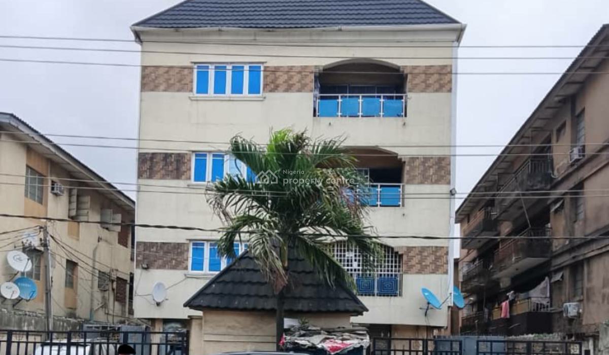 3storey Building= 6nos of 3bedroom Flats with 3toilets & 6miniflats Bq, Palm Avenue Road, Mushin, Lagos, Block of Flats for Sale
